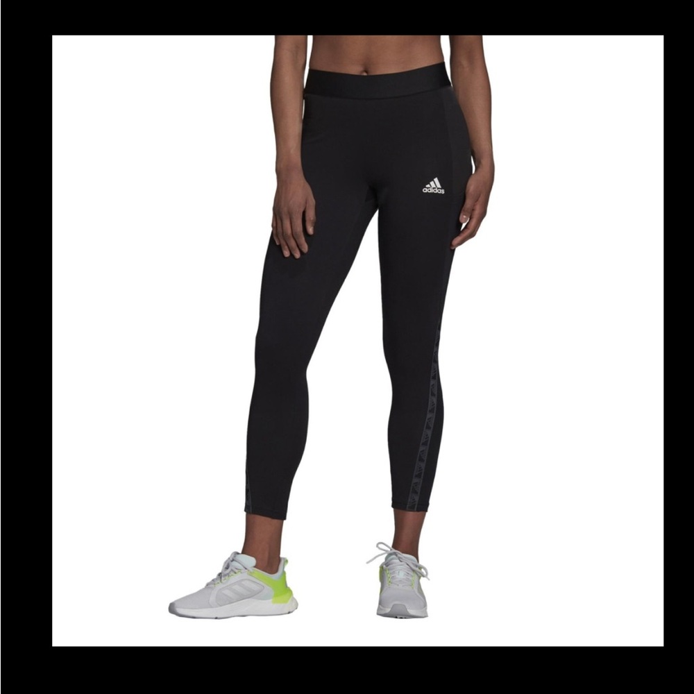 Adidas AeroReady Leggings - Womens Size XS
..